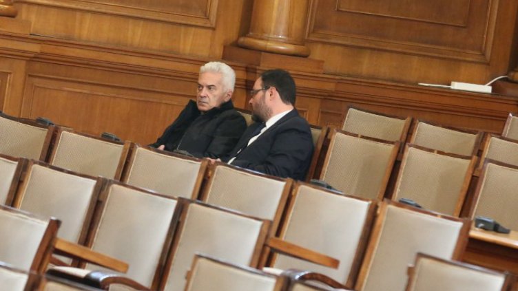 Сидеров и Чуколов обвиняеми, с мярка "подписка" са
