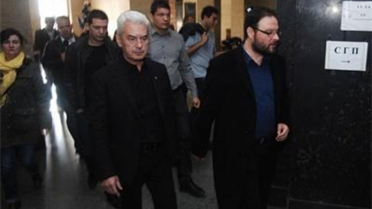 Сидеров пил водка и уиски преди скандала на варненското летище