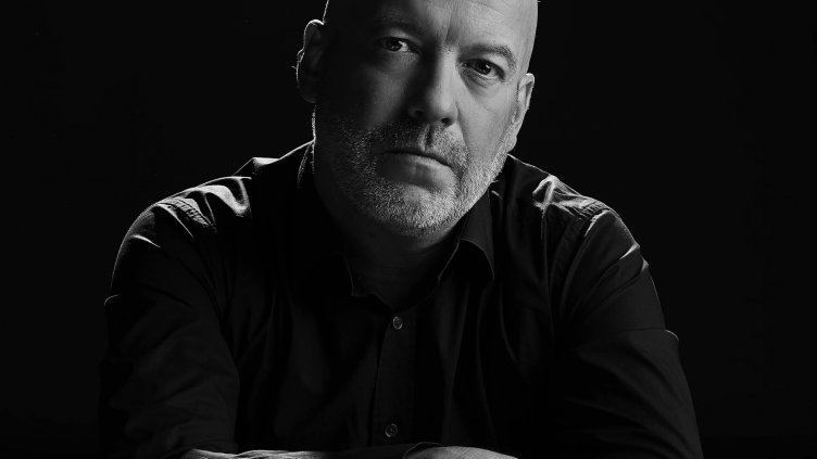 Слави уволни Иво Сиромахов 