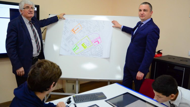 Иван Портних: Новата сграда на Математическа гимназия ще бъде пример за училище на XXI век