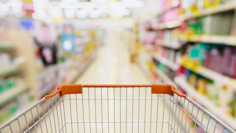 Цените тръгнаха нагоре, основните храни поскъпнаха с близо 3%