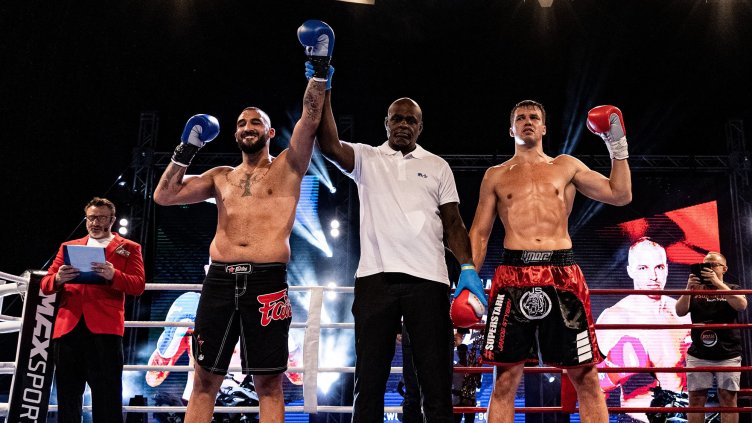 Първи защити на евротитлите на SENSHI