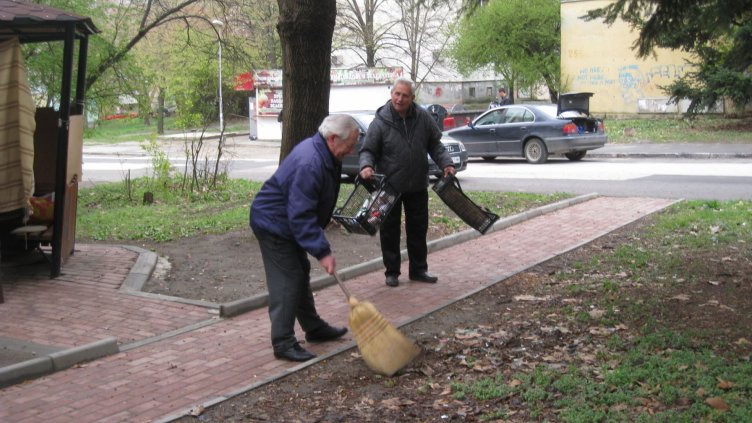 Недостигат места за разхождане на кучета в район "Приморски" във Варна