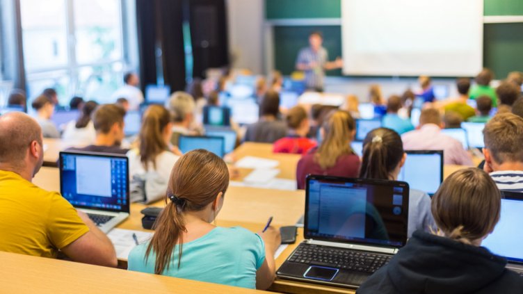 Всеки седми чужд студент у нас – от Великобритания