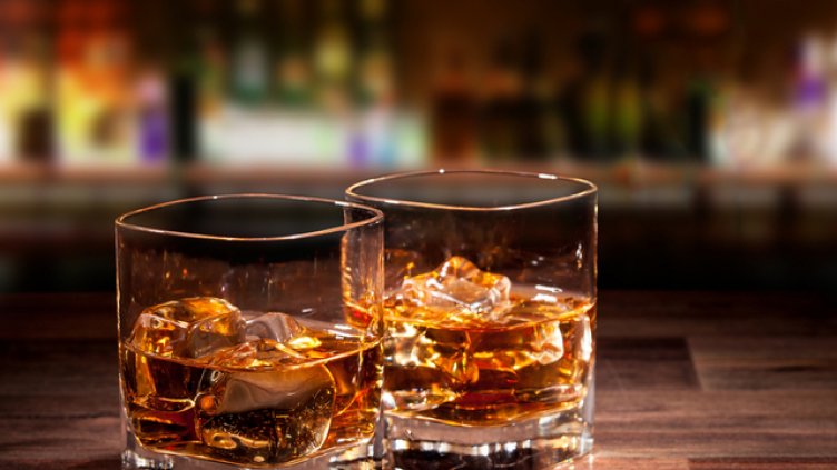 21 души починаха в Турция от отровен алкохол с надпис "Булгар ракъсъ"