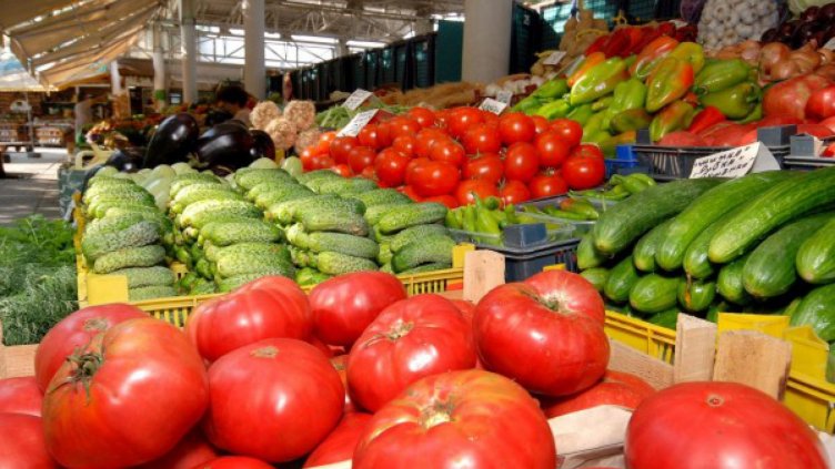 Доматите и чушките поевтиняват