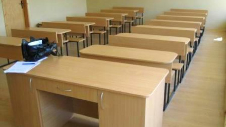 Професионални гимназии ще въведат учене чрез работа