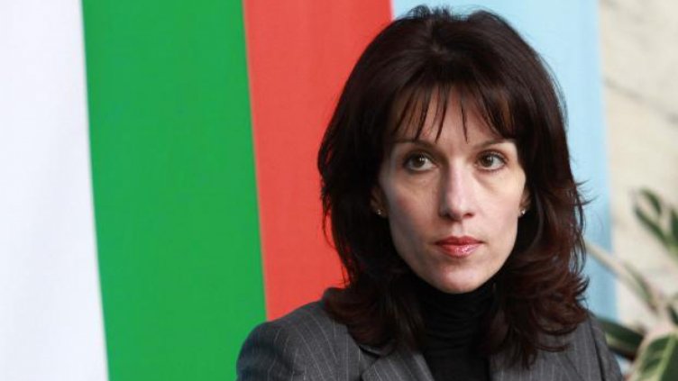 ЦИК: Да не се разлепват нови предизборни плакати в деня за размисъл