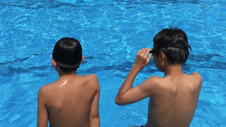 След инцидент с дете: Проверяват басейните в цялата страна