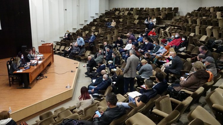 Войната в Украйна скара и съветниците във Варна