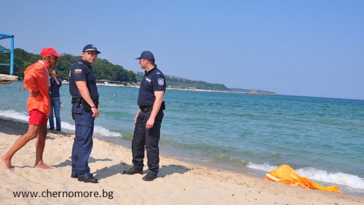 Роднини разпознаха изхвърленото от морето тяло