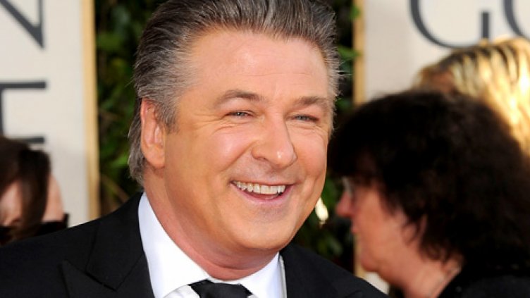 Алек Болдуин си пише сам мемоарите