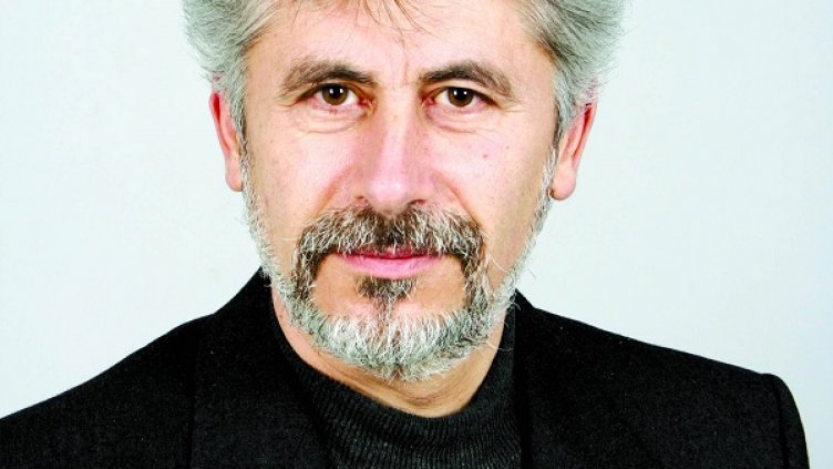 Медик взема награда „Варна“ за постижения в науката