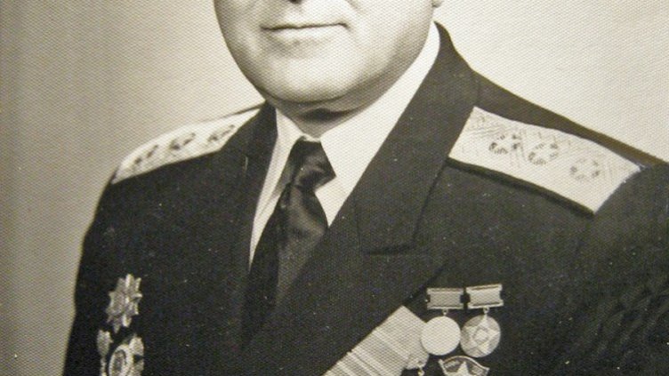 Откриват паметна плоча на адм. Орманов