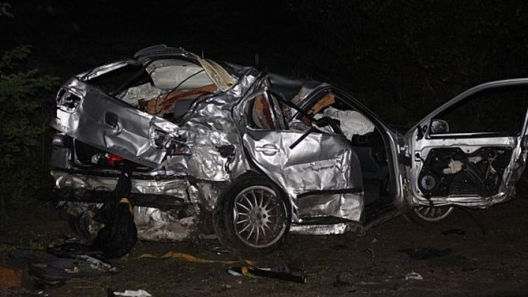 Трима души загинаха при катастрофа в Прохода на Републиката