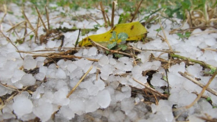 Обилна градушка се изсипа в Златоград