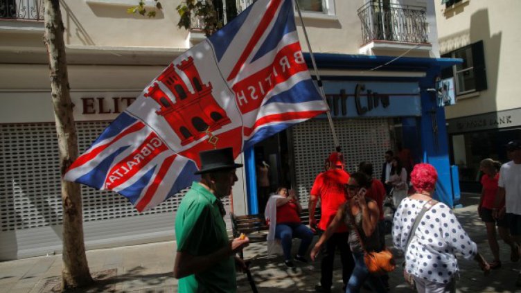 В Гибралтар: Brexit буди тревога и от двете страни на границата  