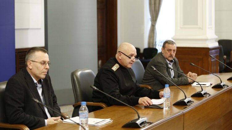 Нови осем случая на коронавирус в страната