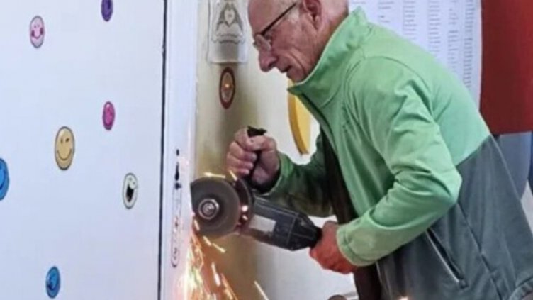 Рязаха с флекс врата на изборна секция в Пловдив