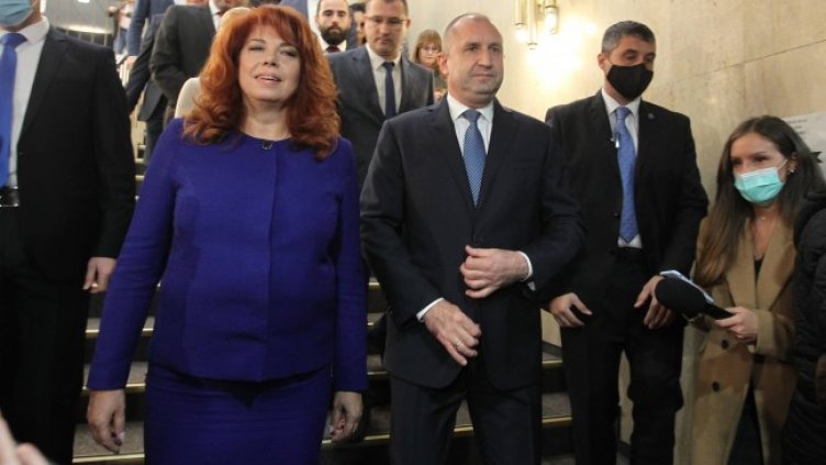 При 99,82% от протоколите: Радев получава 66,7%, Герджиков - 31,82%