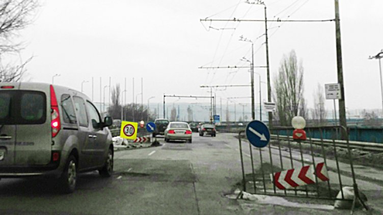 От сряда започва кърпенето на дупките във Варна