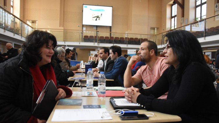 В туризма във Варна не наемат вече на минимална заплата