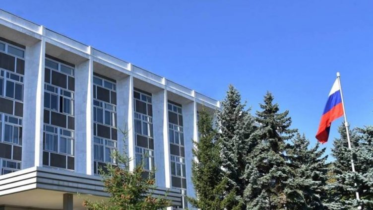 Транспортират изгонените руски дипломати с 2 полета