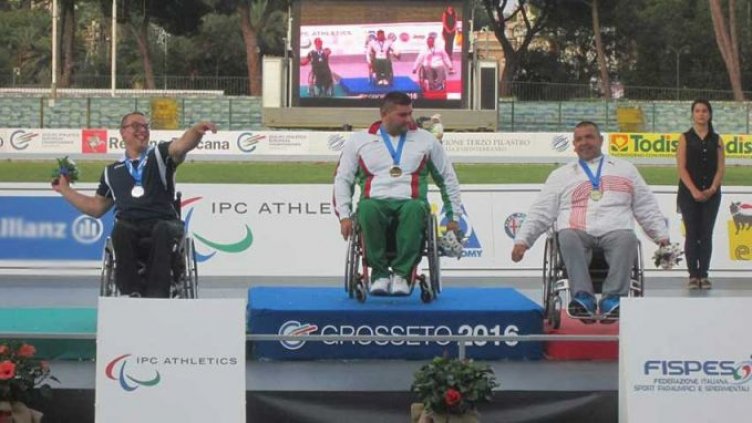 Ружди Ружди с нов световен рекорд в тласкането на гюле 