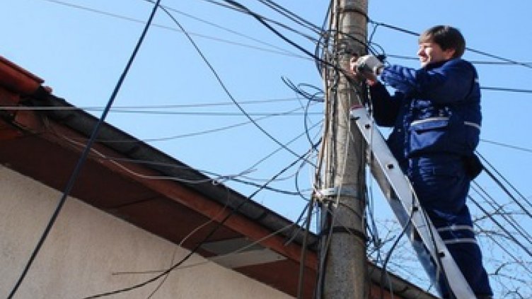 Младо момче загина, докато инсталира интернет