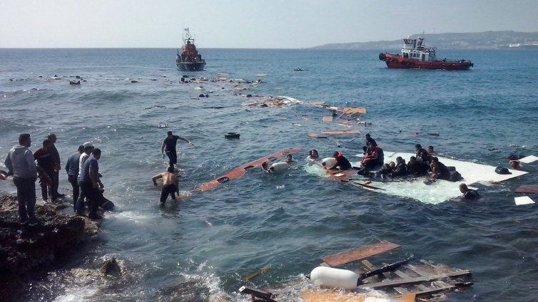 Средиземно море изхвърли край Либия 11 мъртви мигранти