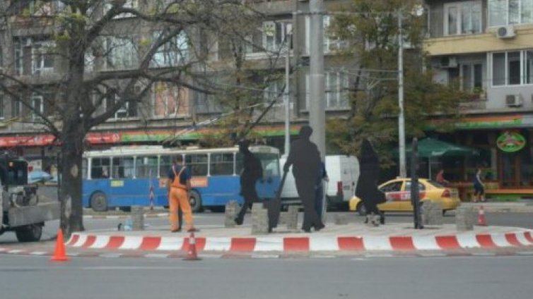 Спират временно движението по улица "Шипка" до кръговото на жп гарата