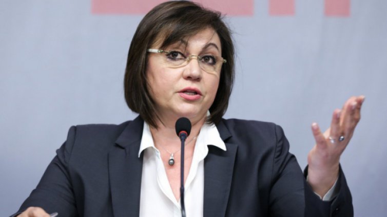 Корнелия Нинова оттегли оставката си като лидер на БСП