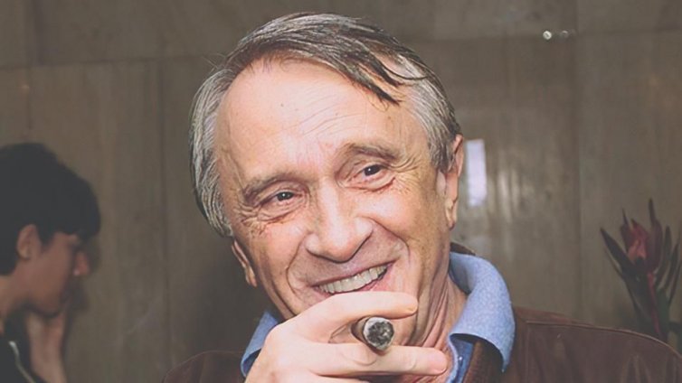 Почина Тошо Тошев