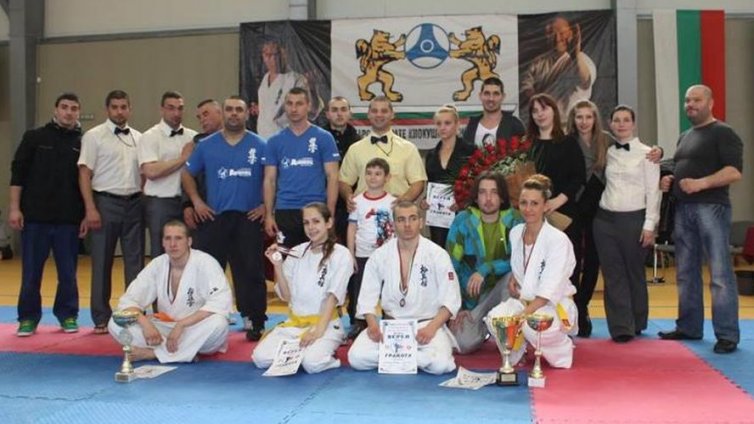 Огромен успех за варненски бойци в „Купа Верея”!