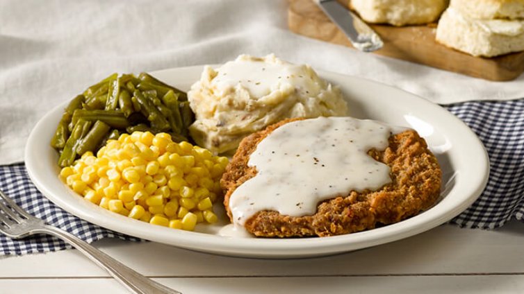 Българинът не закусва, но не пропуска вечерята  