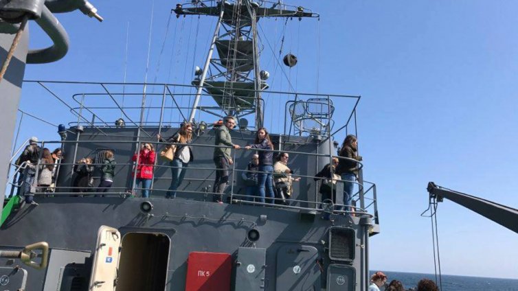 Младежкият Червен кръст ще учи деца на здравословно хранене