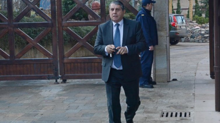 Бат Сали зове да загърбим ксенофобията