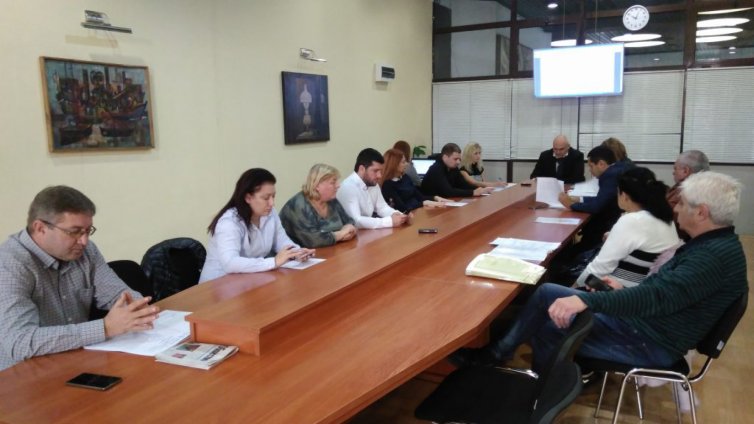Правната комисия разплита казус на 3 петилетки
