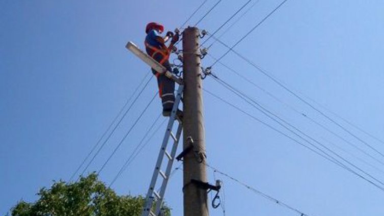Енергото подмени повече от 120 стълба в областта