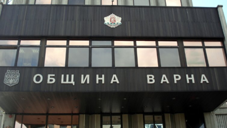 Отново под обсада започна сесията на Общинския съвет