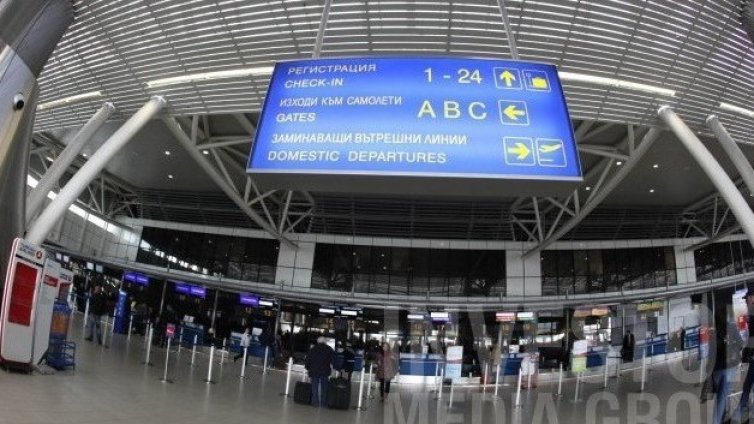 Как посрещнаха първите пристигнали от Лондон