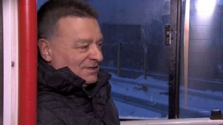 Шофьорът на автобуса, по който стреляха не засичал никого, бил сам на пътя