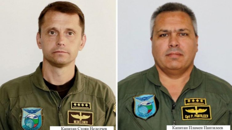 Посмъртно повишиха в звание загиналите пилоти на катастрофиралия вертолет