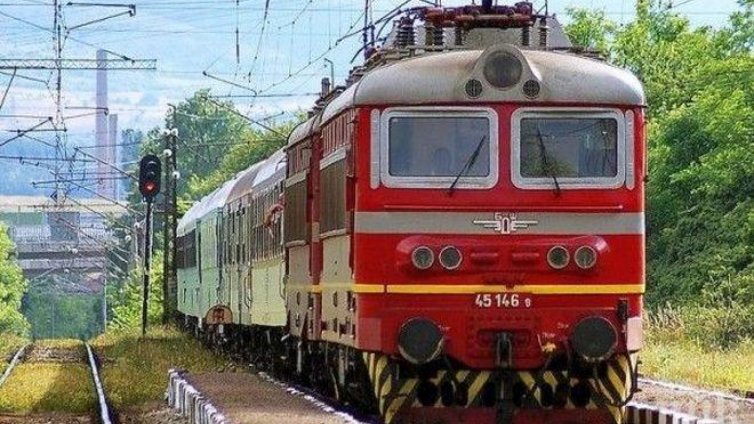 БДЖ осигурява безплатно пътуване на сираци до морето