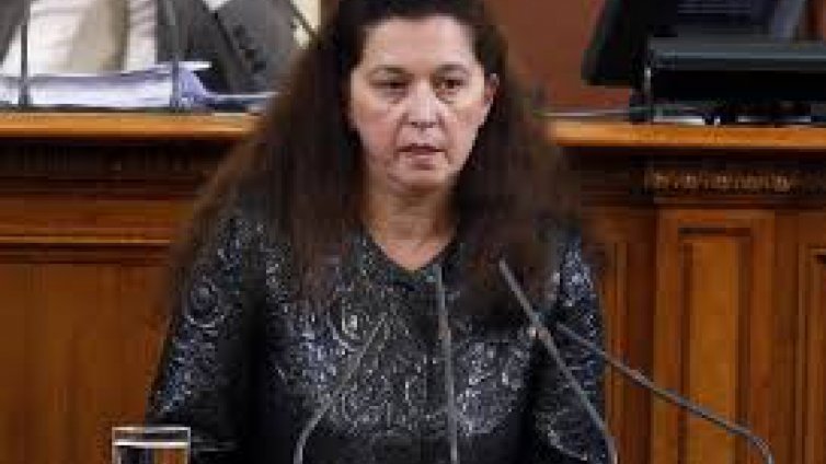 Парламентът удължи мандата на шефа на НЗОК