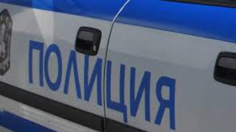 Полицията във Варна задържа 20-годишен, пиян, зад волана на Мерцедес