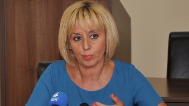 Да бъде избран детски омбудсман иска Мая Манолова