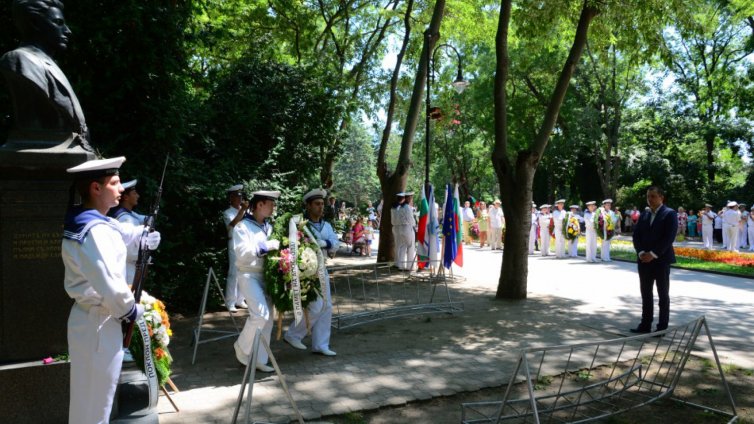 Варна отбеляза 178 години от рождението на Васил Левски
