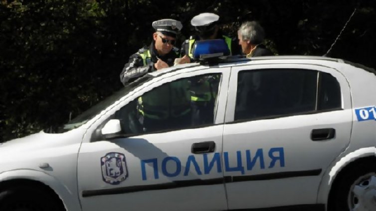 Полицаи преследваха пиян шофьор в Провадия