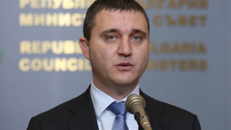 952 млн. лв. е излишъка в бюджета през януари